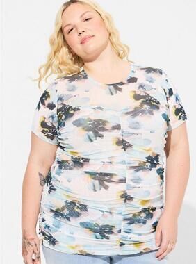 Torrid 00x 00 Medium 10 Stretch Mesh Crew Neck Ruched Top